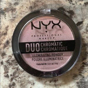 NYX Duochrome Illuminating Powder